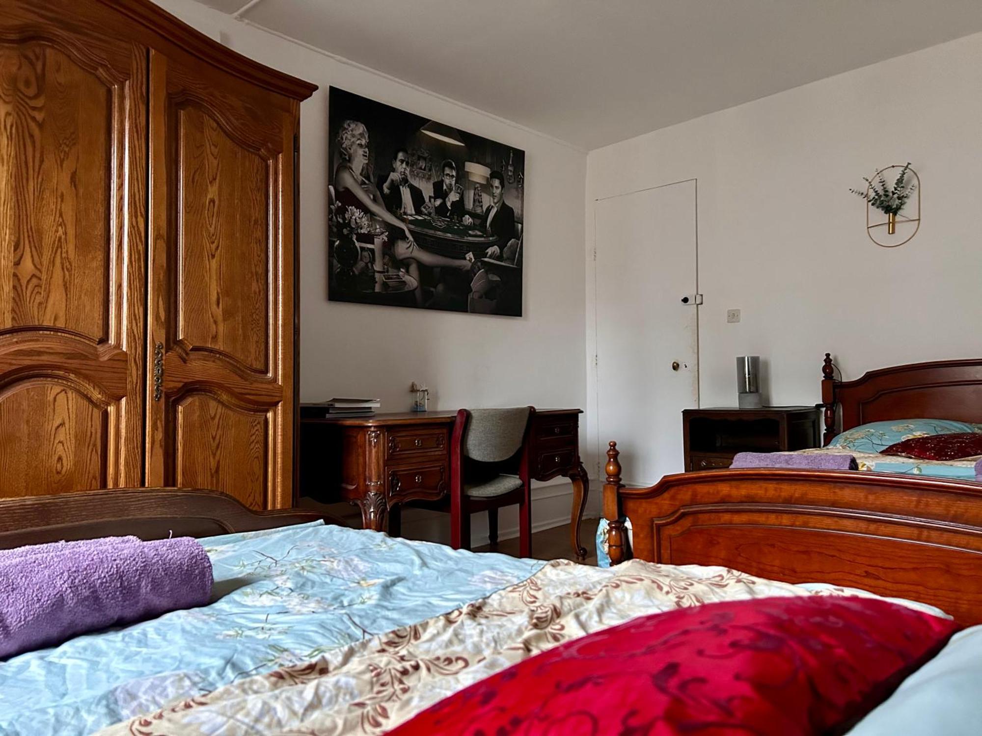 Spacious Centre Apartment Straßburg