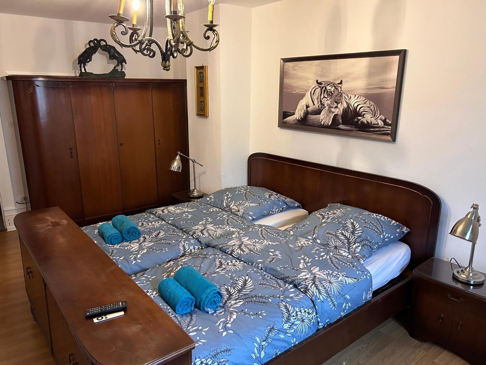 Spacious Centre Apartment *